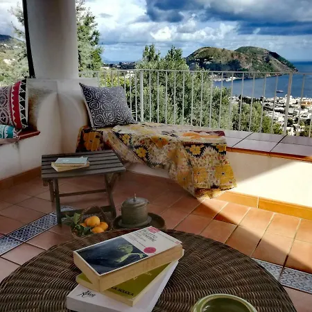 アパート Belvedere リーパリ